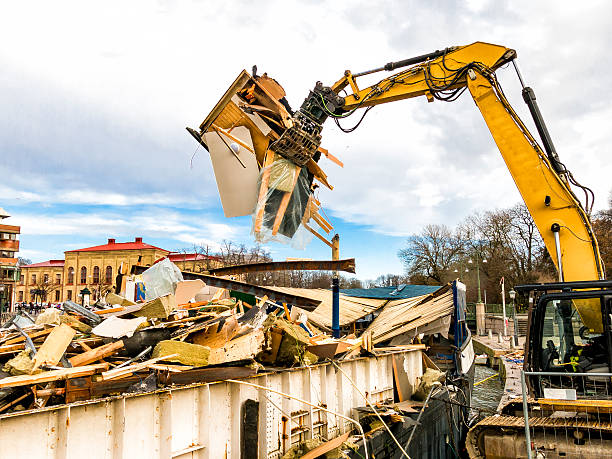 Best Same-Day Junk Removal  in Utica, IN
